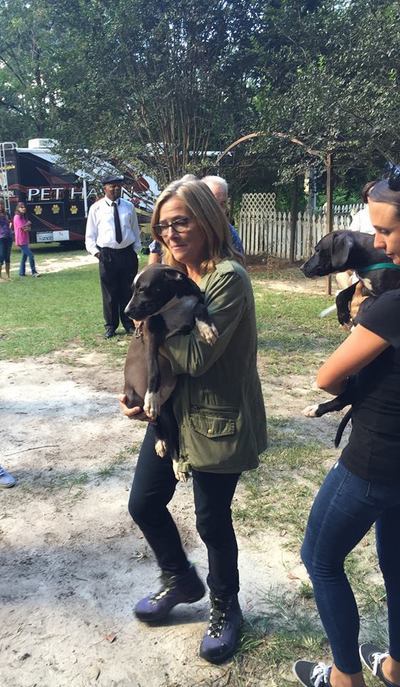 Meredith Vieira Jaoins Animal Aid USA